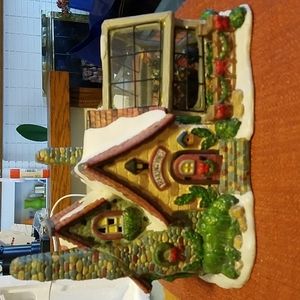 Lighted porcelain houses